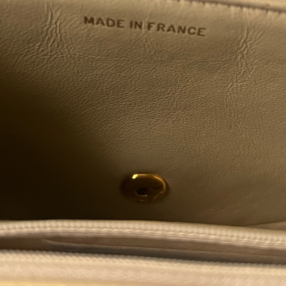VINTAGE CHANEL Mademoiselle Cream Quilted Shoulder Bag with Gold Chain - rare - Picture 7 of 9